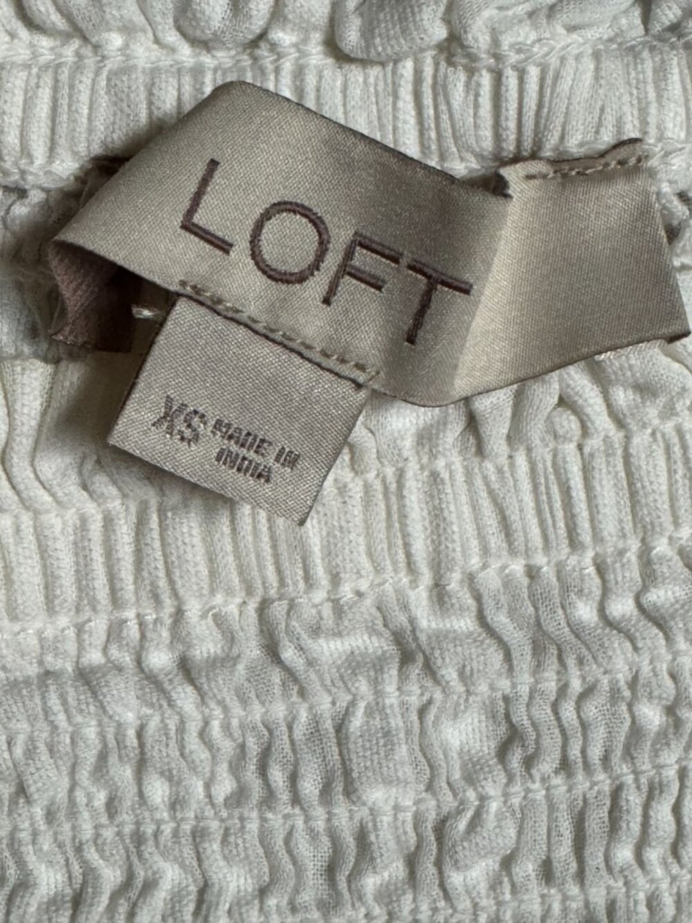 Loft Womens White Dress XS 100% Cotton Midi Smocked Puff Sleeves Textured Lined - Picture 8 of 9